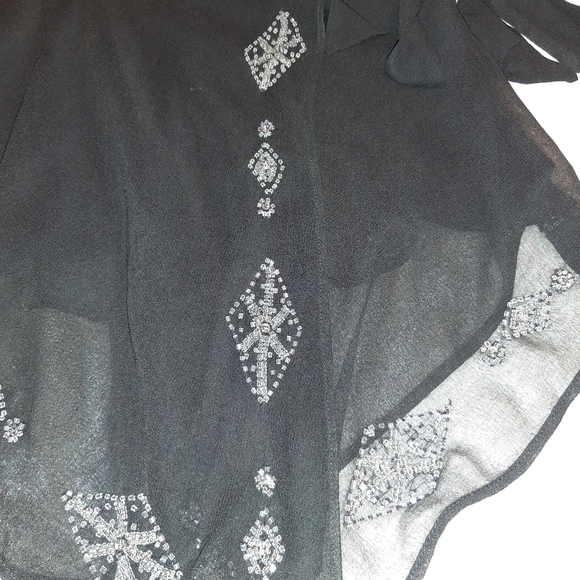 3/$12💥 MOTHERHOOD MATERNITY spaghetti straps mesh beaded top. - Picture 4 of 6